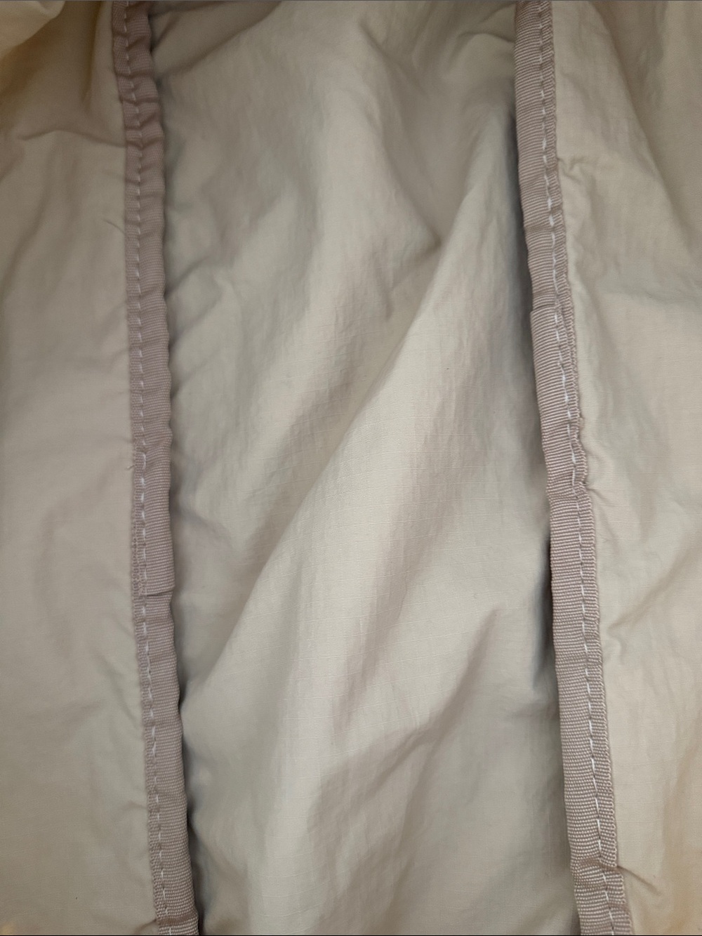 ALOHA Collection Quilted Tote in Light Beige Floral - Picture 11 of 12
